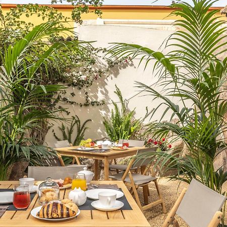 Boutique Marconi Bed & Breakfast Quartu Sant'Elena Exterior photo