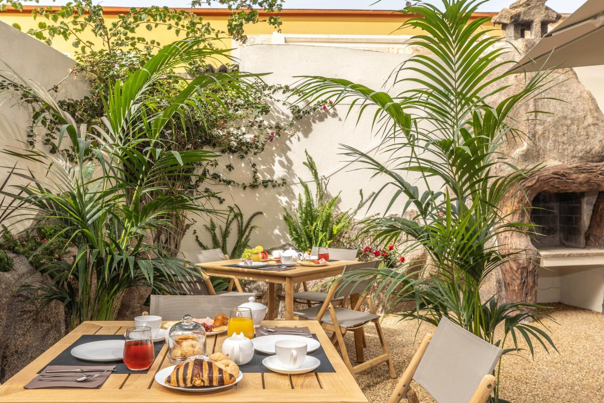 Boutique Marconi Bed & Breakfast Quartu Sant'Elena Exterior photo